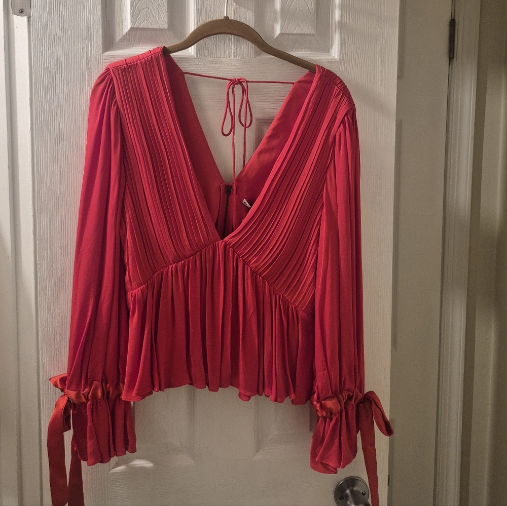 Alice + Olivia | Valentine's Day Caliente